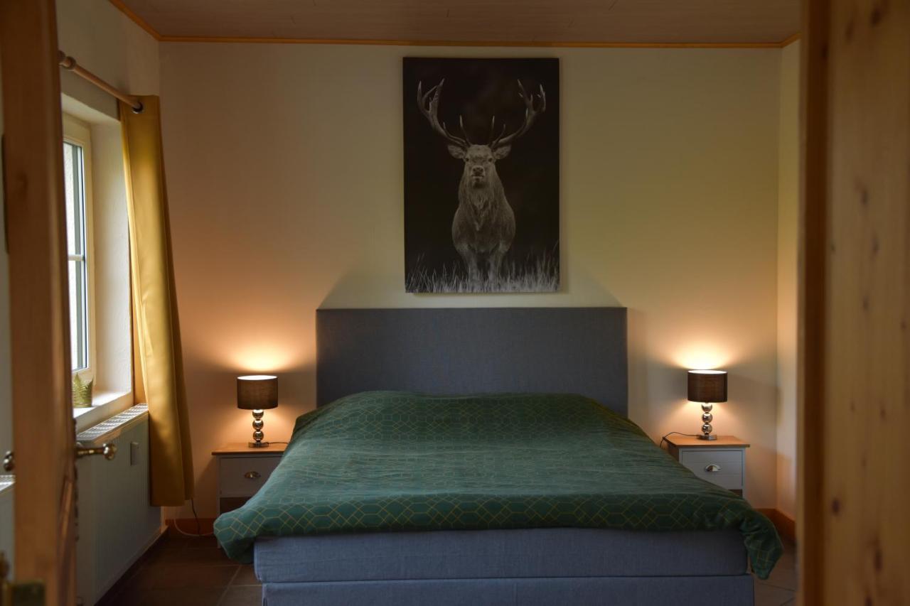 Gite Du Cheval Blanc D'Houmont Sainte-Ode ภายนอก รูปภาพ